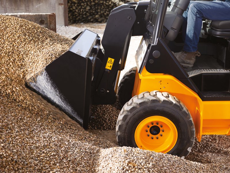 Телескопические погрузчики неподвижные JCB 35-26D 4x4 71081