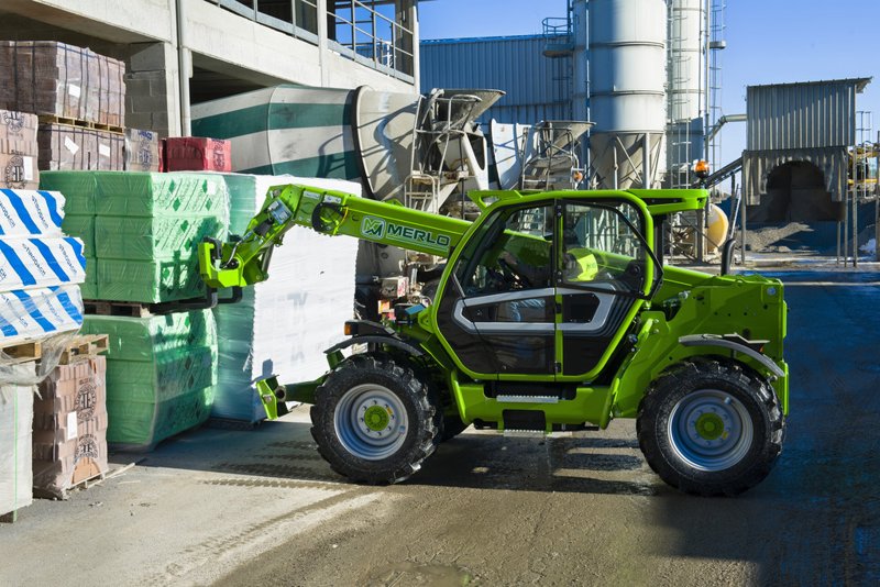 Телескопические погрузчики неподвижные Merlo P 35.11 TT 97639