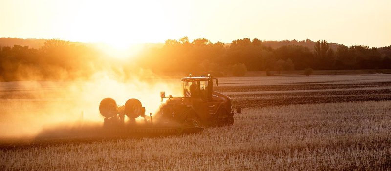 Трактор Транспортное средство на гусеничном ходу Case IH Quadtrac 540 CVX 83732