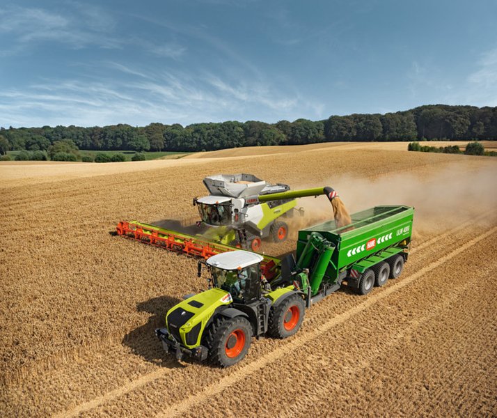 Тракторы с 4-х осевым Claas Xerion 4200 Trac 87032