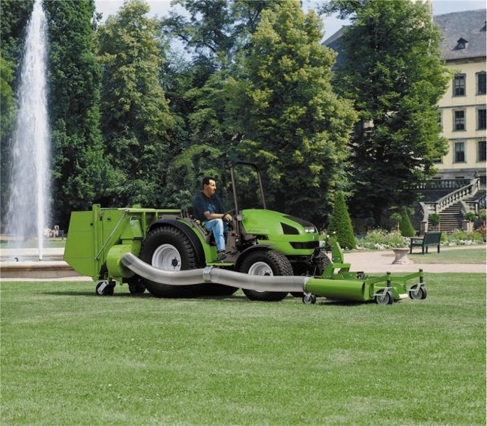 Тракторы с 4-х осевым DEUTZ-FAHR Agrokid 230 DT 1318