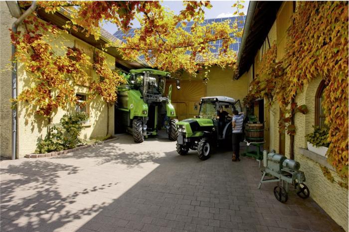 Тракторы с 4-х осевым DEUTZ-FAHR Agroplus V 430 DT 108159