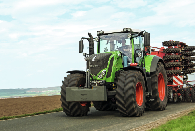 Тракторы с 4-х осевым Fendt 826 Vario Power 99626