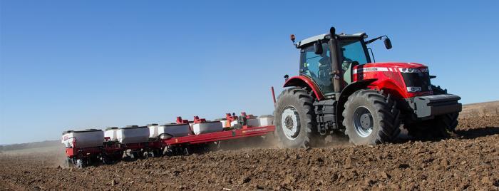 Тракторы с 4-х осевым Massey Ferguson MF 8660 Dyna-VT 103840