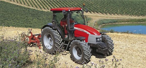 Тракторы с 4-х осевым McCormick C 90 Max 51144