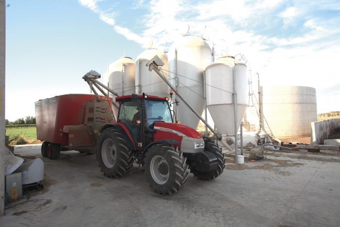 Тракторы с 4-х осевым McCormick T 90 Max Synchro 99821