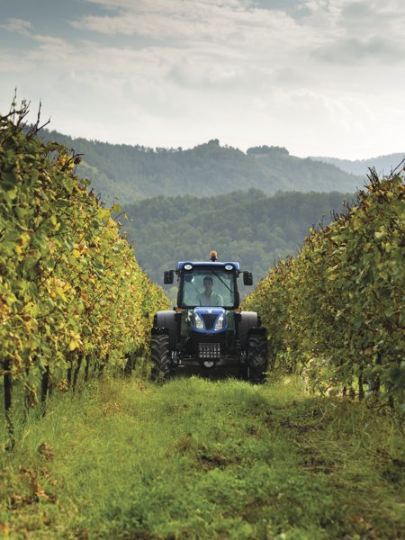 Тракторы с 4-х осевым New Holland T 4.105 LP 106358