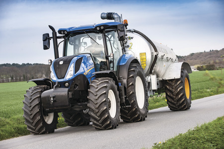 Тракторы с 4-х осевым New Holland T7.165 S 84105