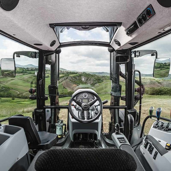Тракторы с 4-х осевым Valtra A114MH 88411