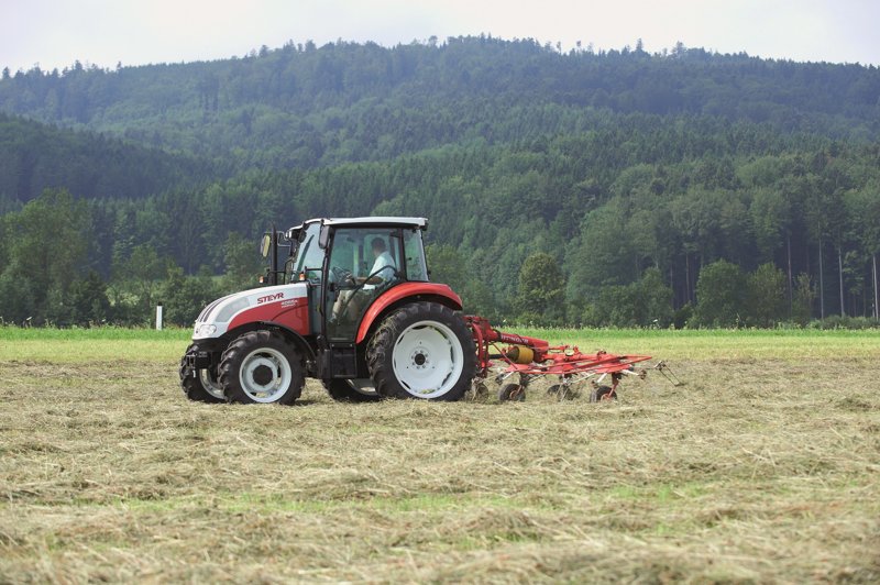 Задние колесные тракторы Steyr 4055 Kompakt S Basis 43311
