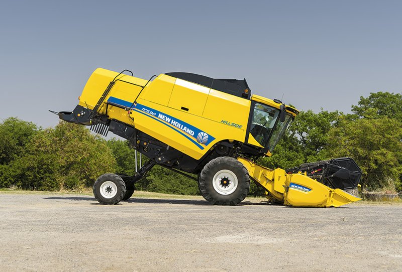 Зерноуборочный комбайн New Holland TC5.70 SCR 78835